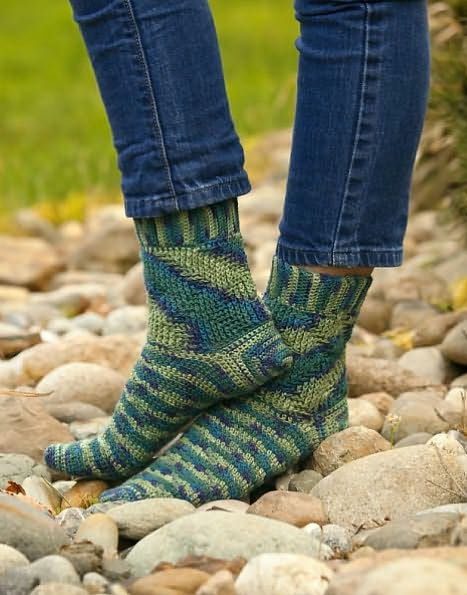 More Crocheted Socks: 16 All-New Designs