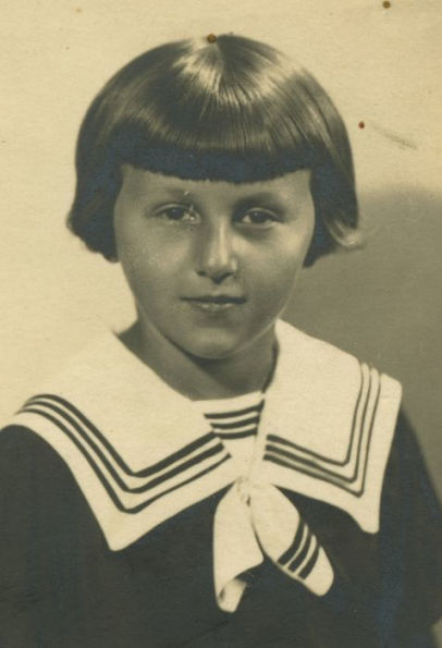 Krysia: A Polish Girl's Stolen Childhood During World War II