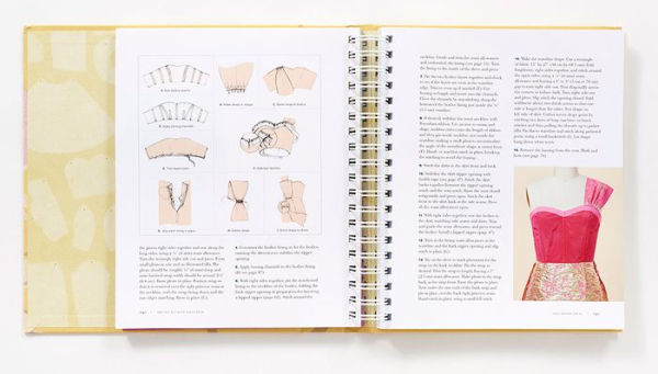 Gertie's Ultimate Dress Book: A Modern Guide to Sewing Fabulous Vintage Styles