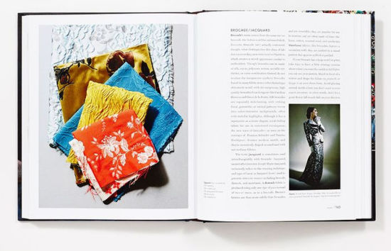 The Mood Guide to Fabric and Fashion: The Essential Guide from the ...