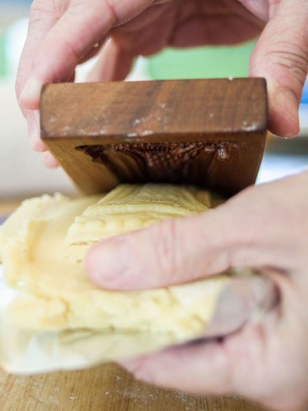 Baking with Cookie Molds: Secrets and Recipes for Making Amazing Handcrafted Cookies for Your Christmas, Holiday, Wedding, Tea, Party, Swap, Exchange, or Everyday Treat