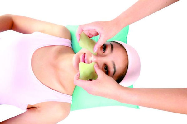 Facial Gua Sha: A Step-by-Step Guide to Achieve Natural Beauty through Traditional Chinese Medicine