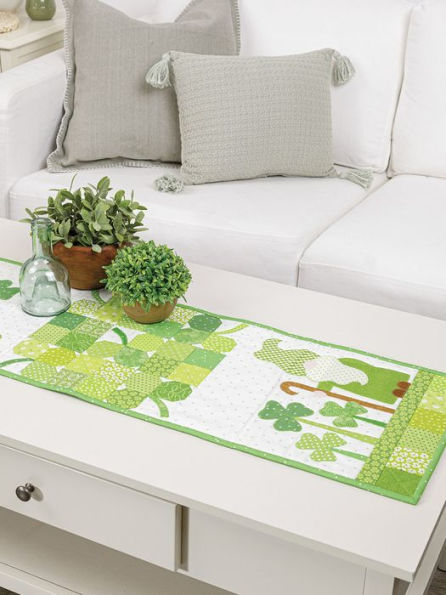 Table Toppers for All Seasons: 12 Quilted Designs