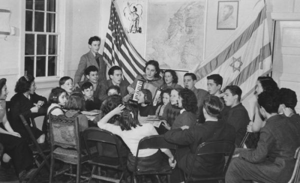 The Shelter and the Fence: When 982 Holocaust Refugees Found Safe Haven in America