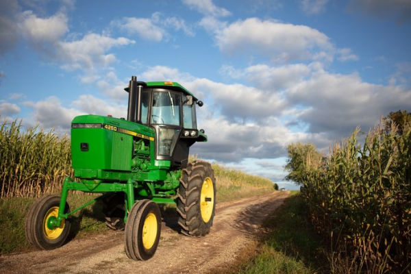 John Deere Evolution: The Design and Engineering of an American Icon