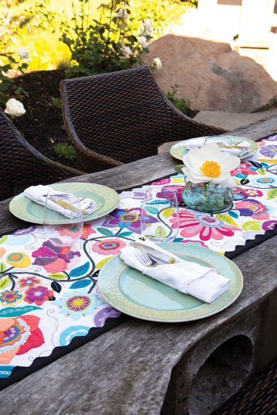 Machine Magic: Get the Most from Decorative Stitches on Your Sewing Machine; 22 Fun Flowers to Sew