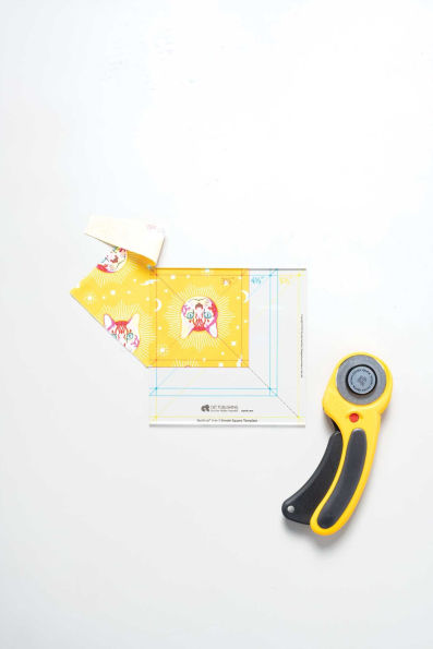 fast2cut 3-in-1 Simple Square Template: Easily Cut 3 1/2 , 4 1/2 & 5 1/2 Squares