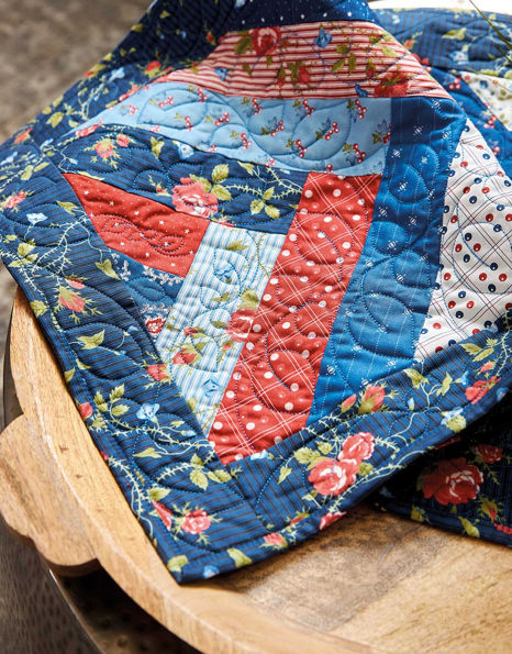 Pat Sloan's Tantalizing Table Toppers: A Dozen Eye-Catching Quilts to Perk Up Your Home