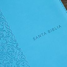 Biblia Reina Valera 1960 letra grande. Símil piel aguamarina, cremallera, tamaño manual/Spanish Bible RVR 1960. Handy Size, Large Print, Leathersoft Aqua,