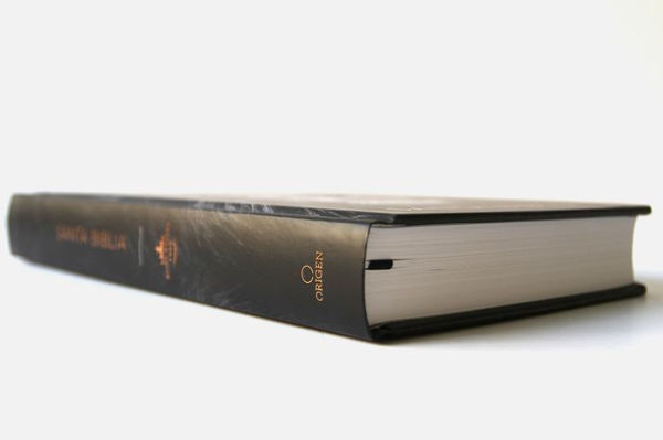 Biblia Reina Valera 1960 letra grande. Tapa dura, León de Judá, tamaño manual/ S panish Bible RVR 1960. Handy Size, Large Print, Hardcover, Lion of Judah