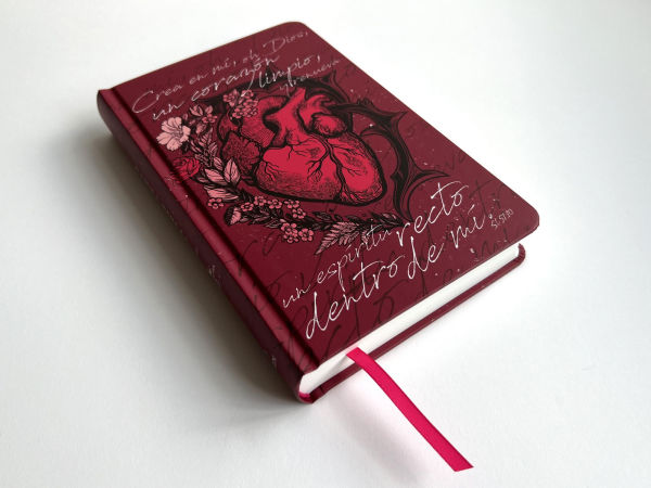 Biblia Reina Valera 1960 letra grande, tapa dura, tamaño manual corazón (rosada) / Spanish Bible RVR 1960. Handy Size, Large Print, Hardcover, Pink
