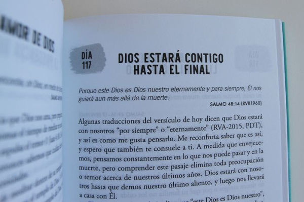 Devocionales diarios de los salmos: 365 reflexiones para todos los días / Daily D evotions from Psalms: 365 Daily Inspirations