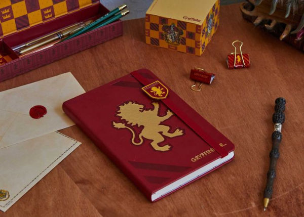 Harry Potter: Gryffindor Enamel Charm Bookmark