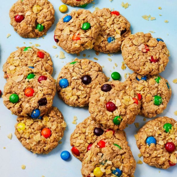 The Food Librarian: Pioneer Woman's Monster Cookies with M&Ms