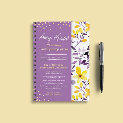 2022 Amy Knapp's Christian Family Organizer: August 2021-December 2022
