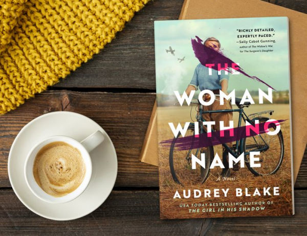 The Woman with No Name: A Novel