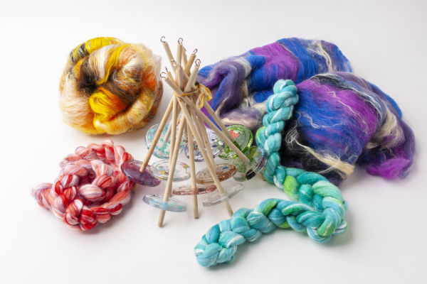 Yarn Spinning with a Modern Twist: How to create your own gorgeous yarns using a drop spindle