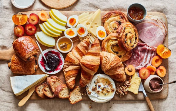 Grazing & Feasting Boards: 50 fabulous sharing platters for every mood and occasion