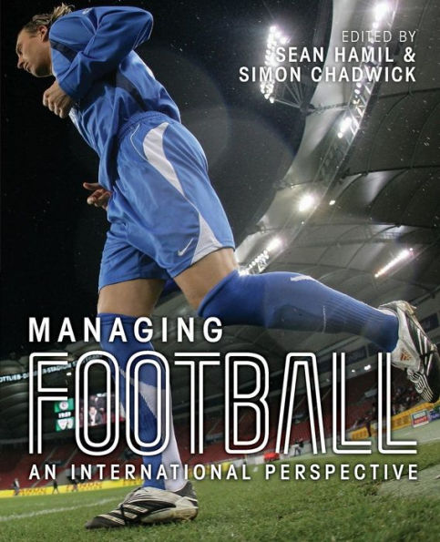 Managing Football / Edition 1