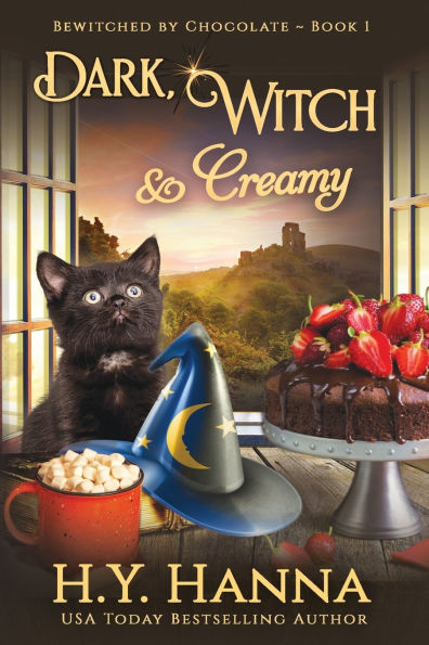 Dark, Witch & Creamy (LARGE PRINT): BEWITCHED BY CHOCOLATE Mysteries Book 1