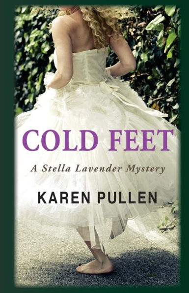 Cold Feet: A Stella Lavender Mystery