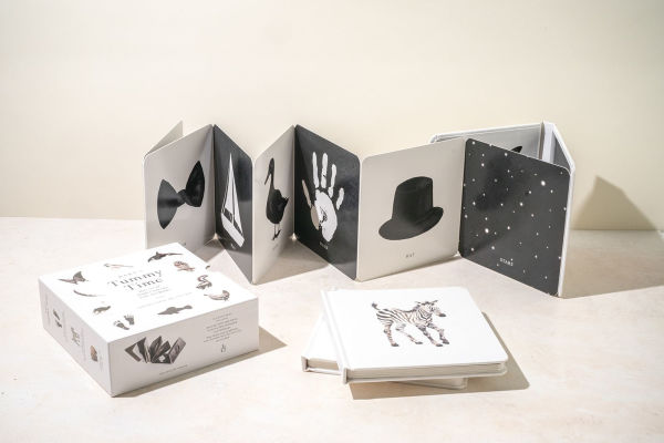 Baby's Tummy Time Book Box Set: A 3-Book Box Set of High-Contrast Art for Visual Stimulation at Tummy Time
