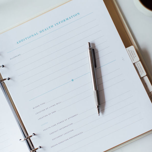 The Essential Estate Planner: An Elegant End of Life Planner to Organize Your Important Affairs and Final Wishes