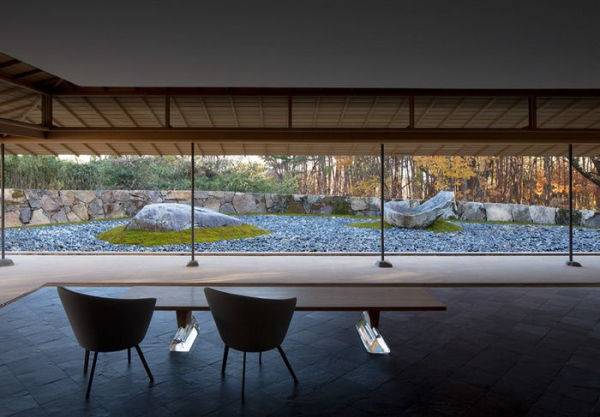 Hiroshi Sugimoto & Tomoyuki Sakakida: Old Is New: Architectural Works by New Material Research Laboratory