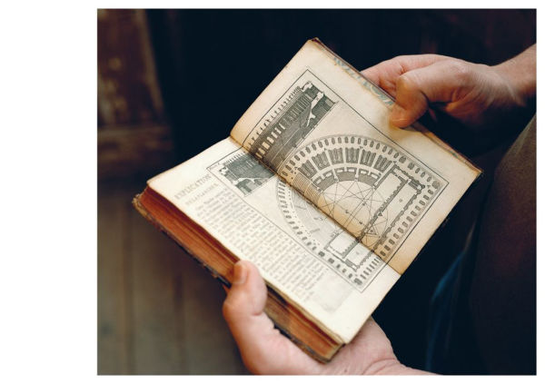 The Anatomy of the Architectural Book