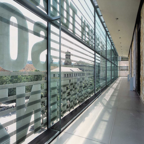 Time, Space and Material: The Mechanics of Layering in Architecture