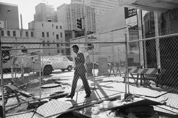 Lee Friedlander: Chain Link