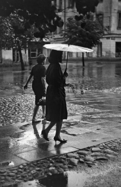 Antanas Sutkus: Street Life