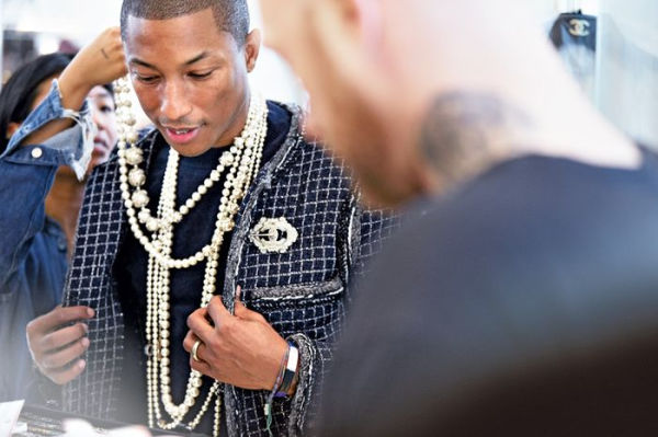 Benoît Peverelli: CHANEL - Fittings and Backstage