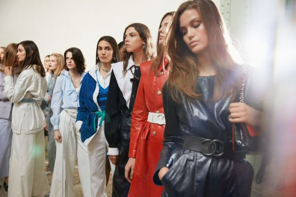 Benoît Peverelli: CHANEL - Fittings and Backstage