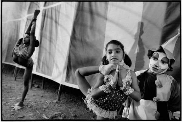 Mary Ellen Mark: Indian Circus