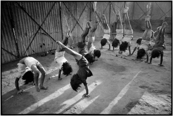 Mary Ellen Mark: Indian Circus