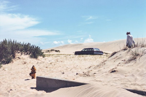 Joel Sternfeld: Nags Head