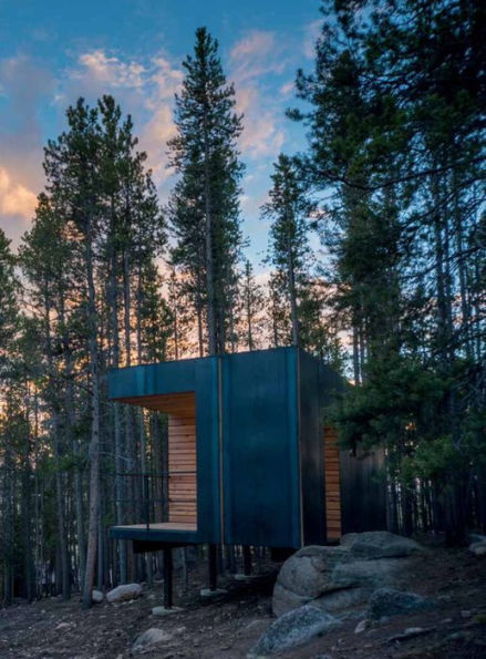 Tiny Hideaways: Oasis in pure nature