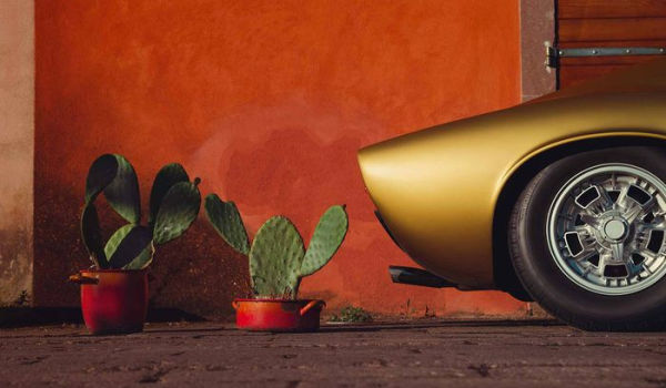 Lamborghini with Italy for Italy: 21 Views for a New Drive