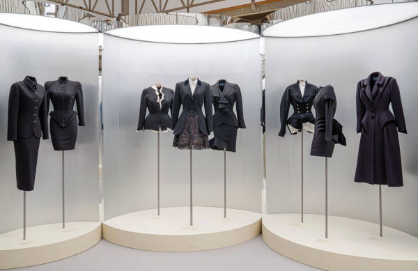 Azzedine Alaïa, Thierry Mugler: Two Decades of Artistic Affinities