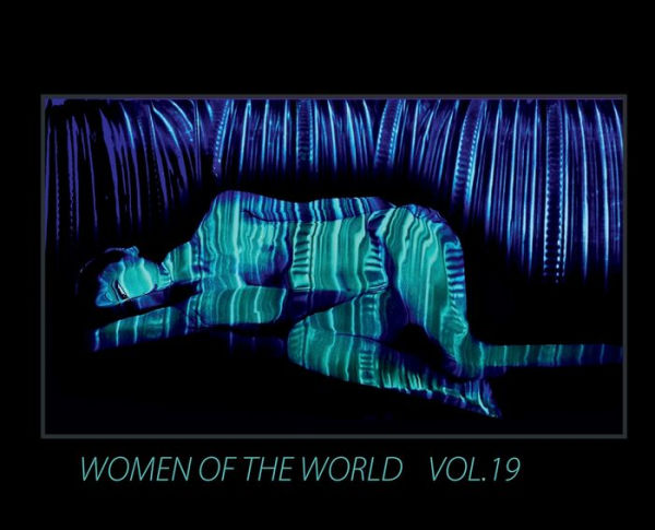 WOMEN OF THE WORLD: WOMEN 1975-2015. VOL.19
