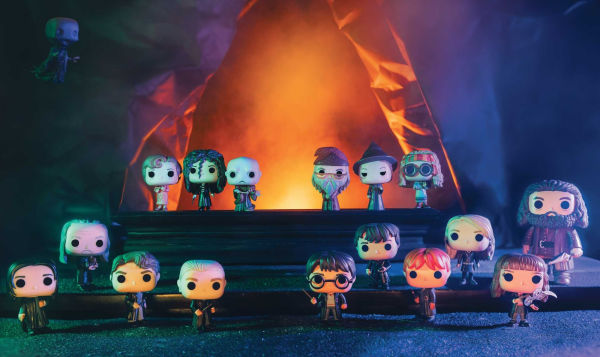 The World of Funko: Harry Potter: Includes Collectible Harry Potter Bitty Pop!