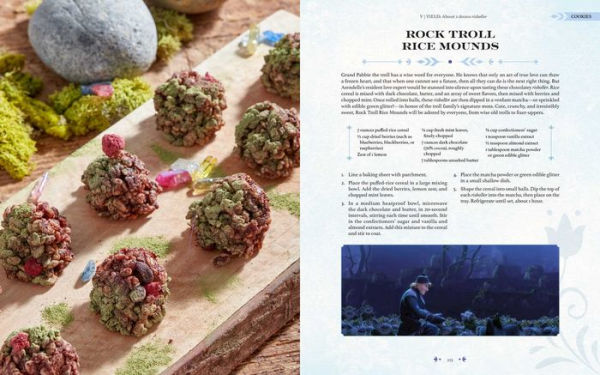 Disney Frozen: The Official Cookbook: A Culinary Journey through Arendelle