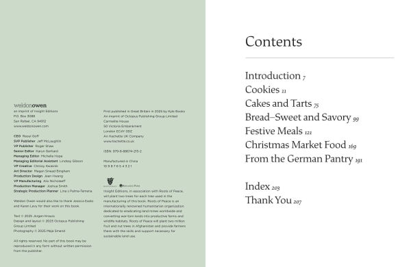 The German Christmas Cookbook: Sweet and Savory Recipes for the Holidays