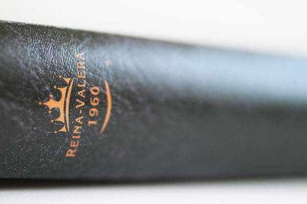 Biblia RVR 1960 letra grande tamaño manual, símil piel León de Juda / Spanish Bible RVR 1960 Handy Size Large Print imitation leather Lion of Judah