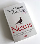 Alternative view 2 of Nexus: Una breve historia de las redes de información desde la edad de piedra hasta la IA / Nexus: A Brief History of Information Networks from the Stone Age