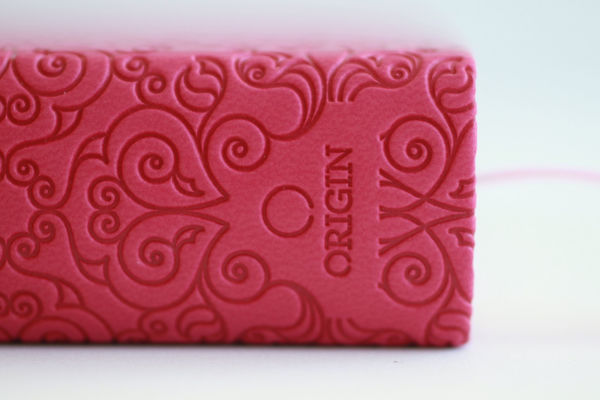 KJV Holy Bible, Large Print Medium format, Fuchsia Faux Leather w/Ribbon Marker, Red Letter, thumb Index