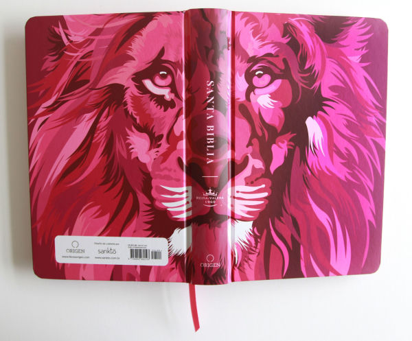 Biblia RVR 1960 letra grande tamaño manual, TD León de Judá rosada (Edición cantos pintados) / Spanish Bible RVR 1960 Handy Size Large Print HC Lion of Juda