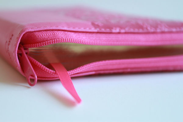 KJV Holy Bible, Large Print Handy Size, Fuchsia Premium Imitation Leather w/Ribbon Marker, Red Letter, Zipper