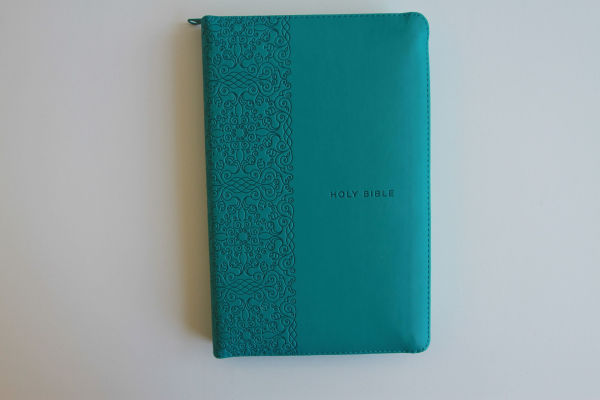 KJV Holy Bible, Large Print Handy Size, Aquamarine Premium Imitation Leather w/Ribbon Marker, Red Letter, Zipper
